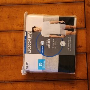 Jockey cotton stretch crew neck t-shirts. 3 pack. Medium(38-40" chest) New.